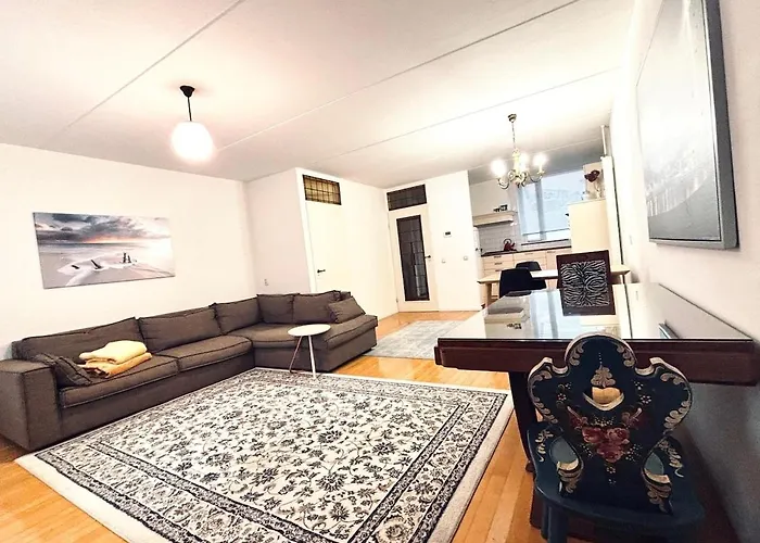 Apartmán Entire Home, 3 Bedrooms Garden Strijp Within Ring