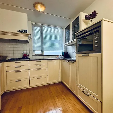 Entire Home, 3 Bedrooms Garden Strijp Within Ring * Αϊντχόφεν