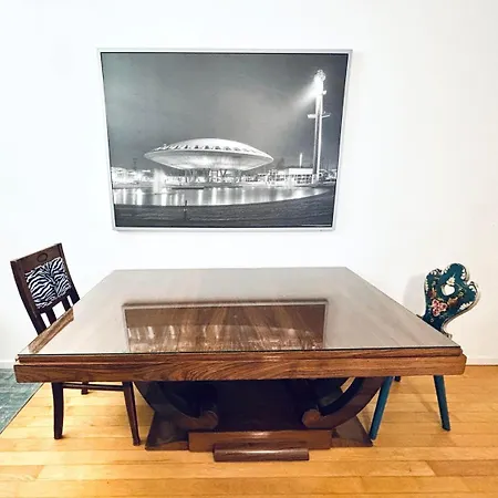 아파트 Entire Home, 3 Bedrooms Garden Strijp Within Ring *