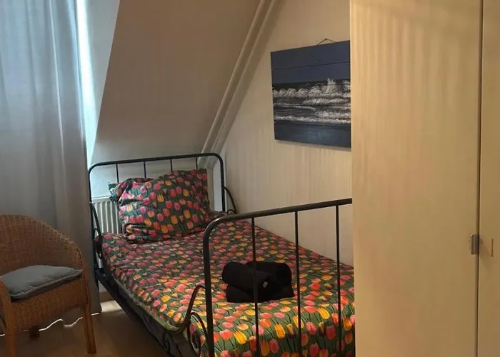 Entire Home, 3 Bedrooms Garden Strijp Within Ring Апартаменты